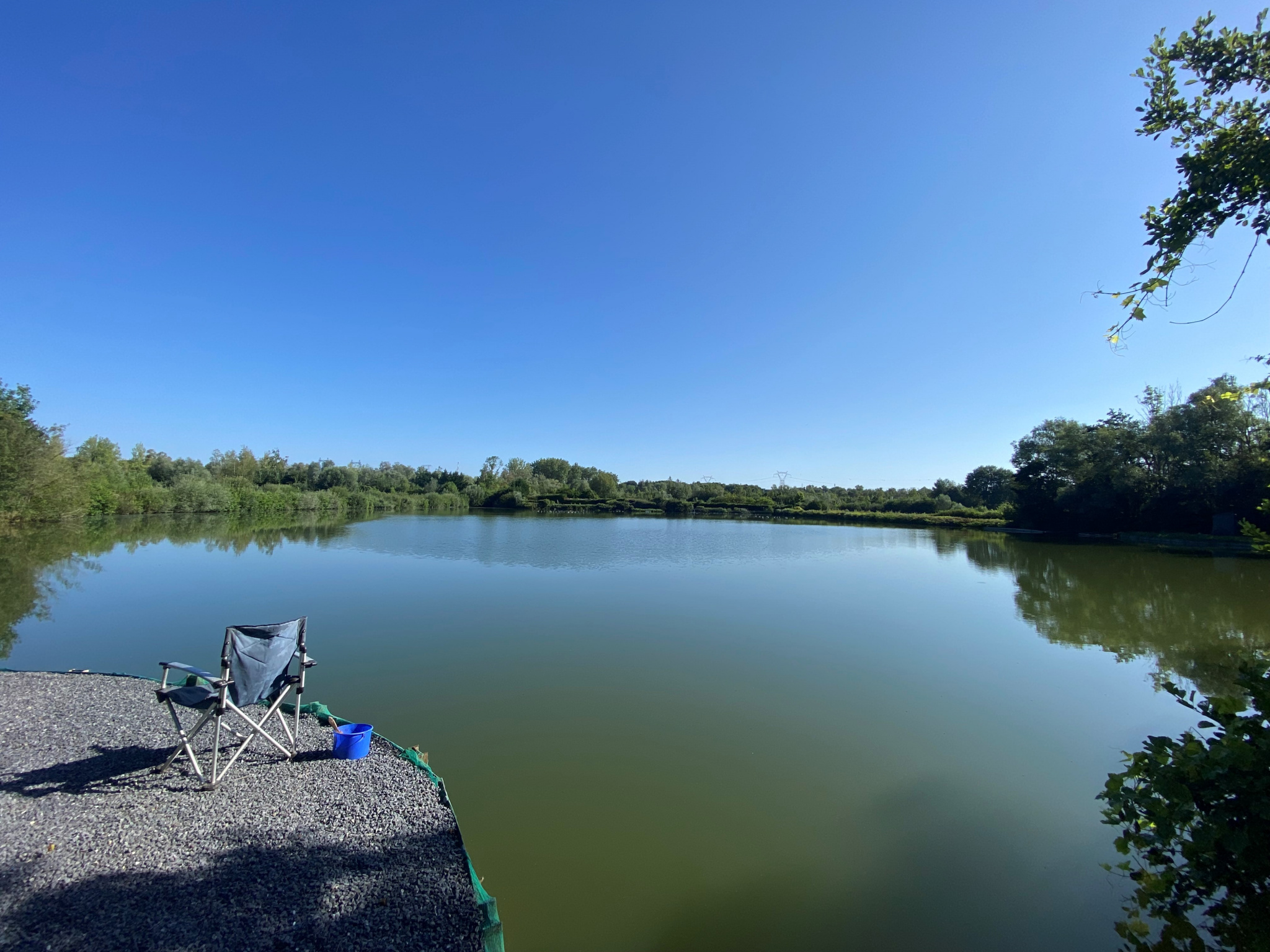 Immo80 – L'immobilier à Amiens et dans la Somme-Terrain de pêche et chasse hutte aux portes d’Amiens.