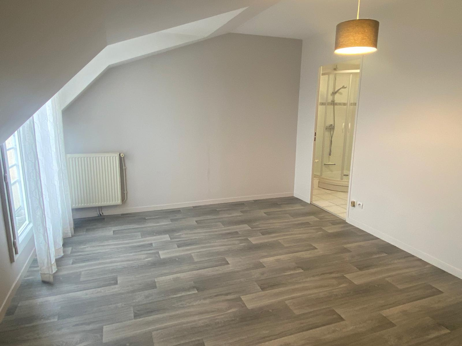 Immo80 – L'immobilier à Amiens et dans la Somme-Appartement F6 Duplex de 119 m2 Carrez / Ascenseur / Garage / 8 min à pied centre ville gare