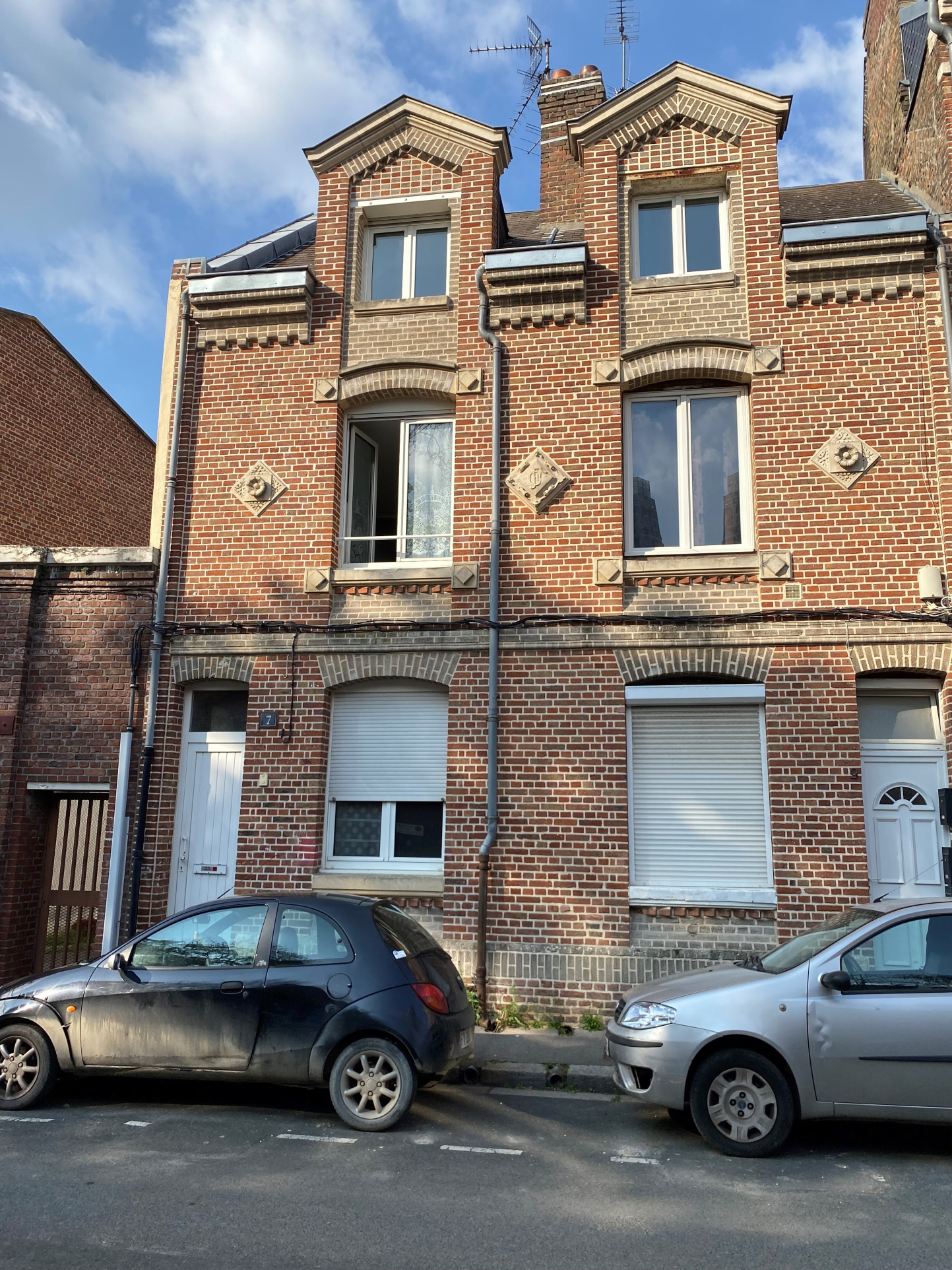 Immo80 – L'immobilier à Amiens et dans la Somme-7 rue Lameth Duplex Meublé, possibilité de stationnement