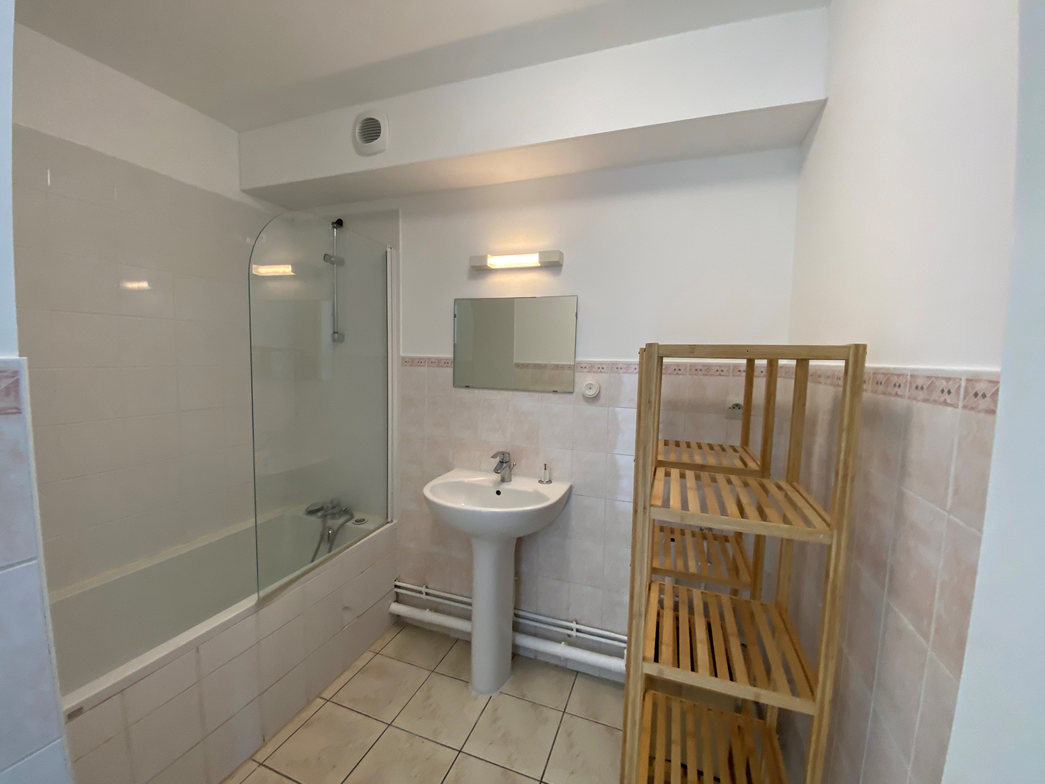 Immo80 – L'immobilier à Amiens et dans la Somme-36 rue carpentier F4 meublé 1ère location, idéal colocation