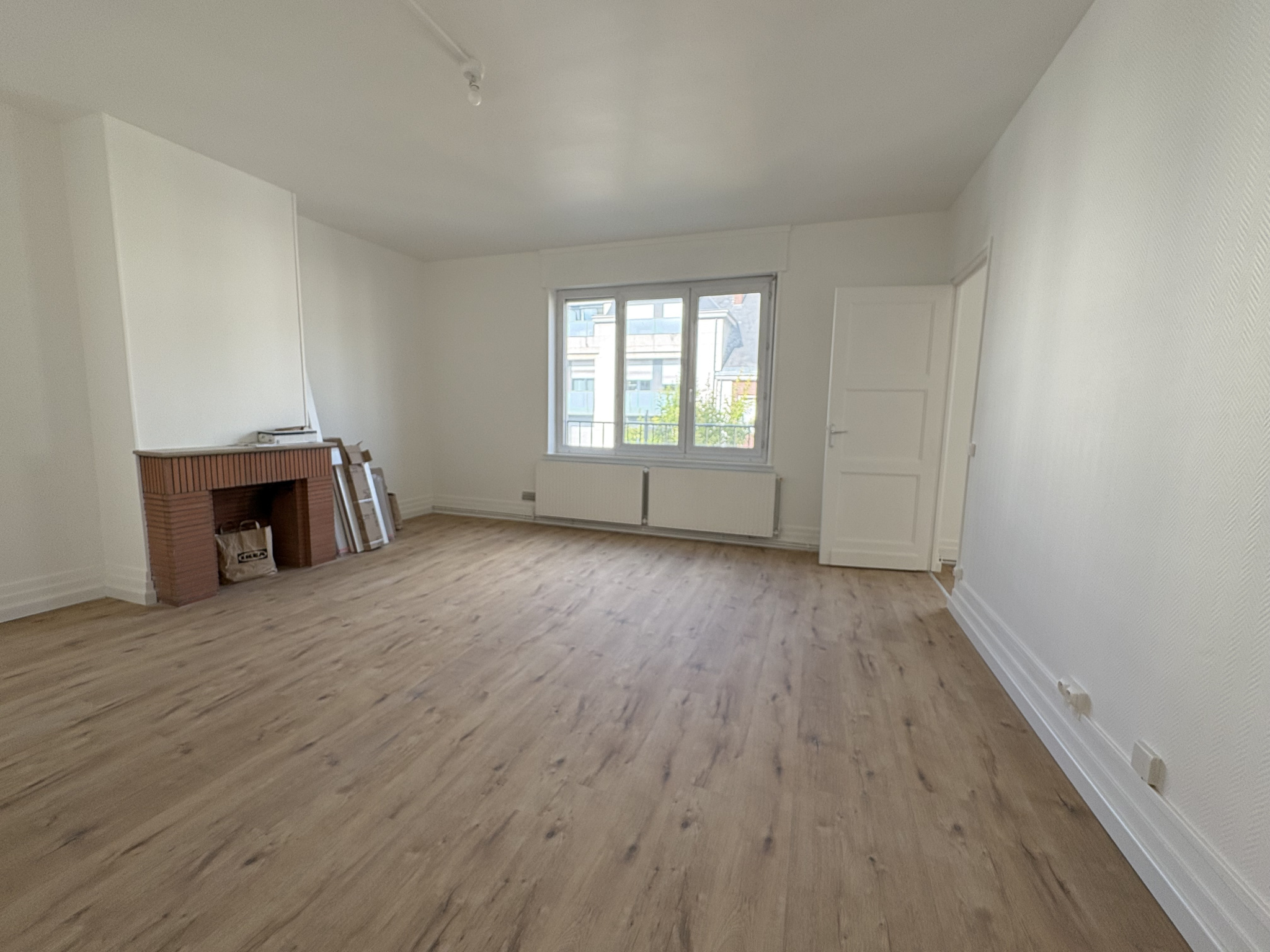 Immo80 – L'immobilier à Amiens et dans la Somme-Centre ville / Appartement F4 rénové / 1 000 € CC