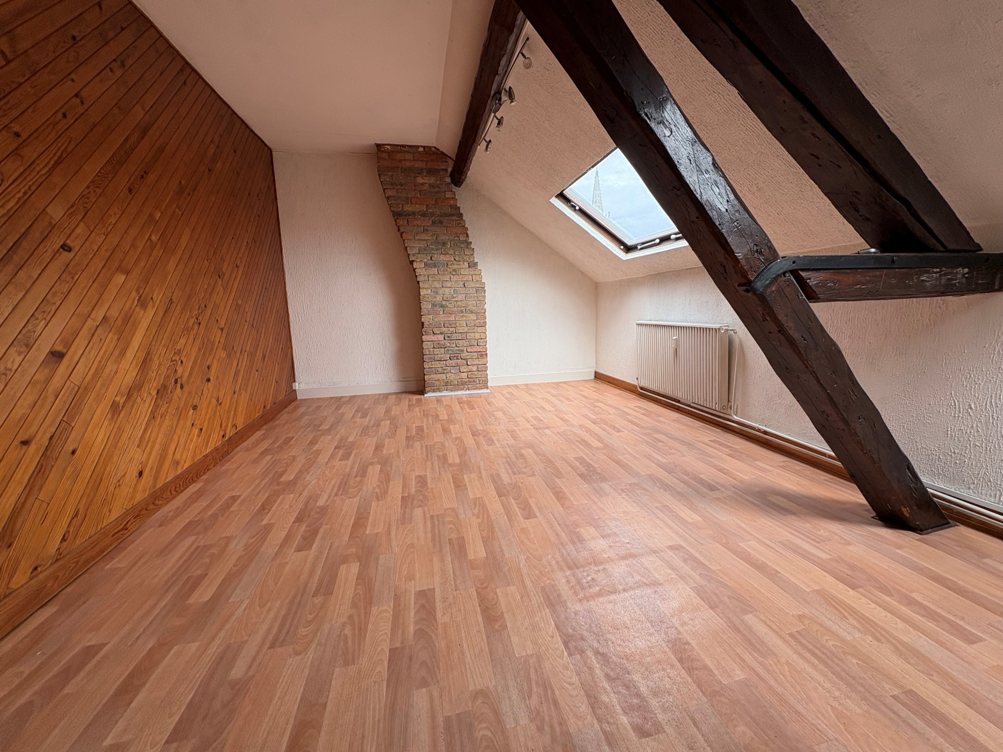 Immo80 – L'immobilier à Amiens et dans la Somme-appartement F2 quartier Henriville à restaurer