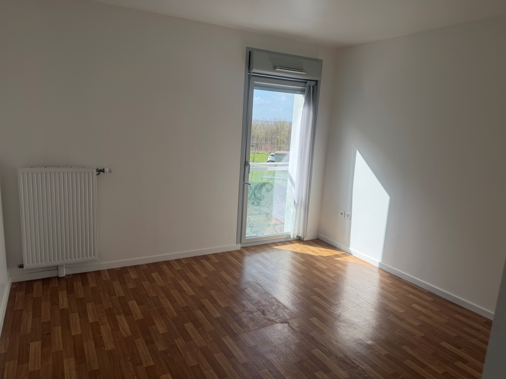 Immo80 – L'immobilier à Amiens et dans la Somme-Amiens sud, appartement récent DE 67 m2, avec place parking s/sol