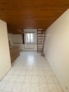 Immo80 – L'immobilier à Amiens et dans la Somme-Doullens Duplex  9 rue du bourg