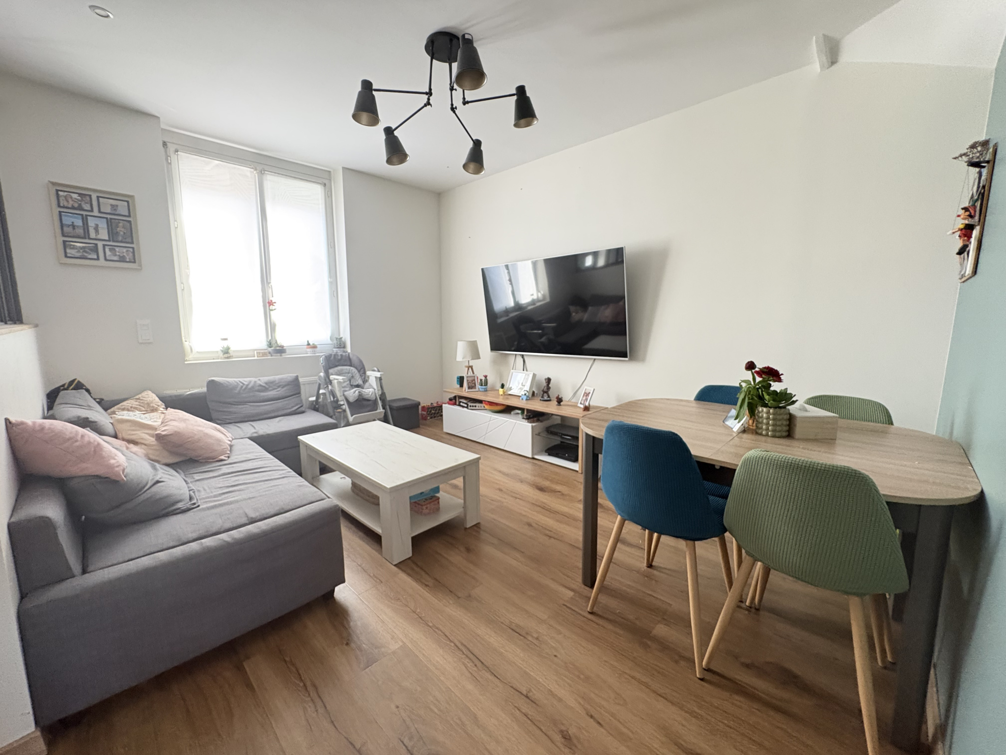 Immo80 – L'immobilier à Amiens et dans la Somme-Quartier Saint-Acheul – La Neuville / Maison de 89 m2 en parfait état / Cour et dépendance