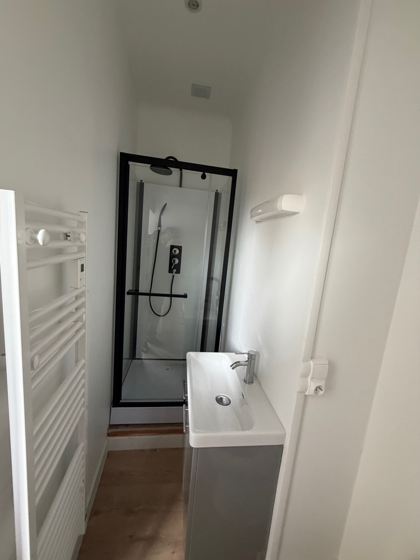 Immo80 – L'immobilier à Amiens et dans la Somme-17 rue des trois cailloux, Studio meublé neuf, 1ère location