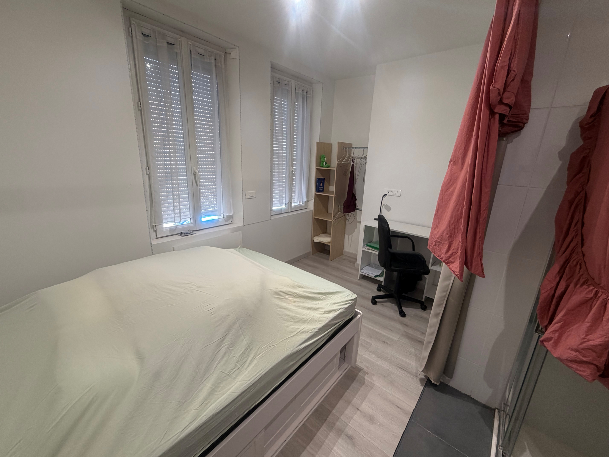Immo80 – L'immobilier à Amiens et dans la Somme-Immeubles quartier St pierre citadelle facs / 4 chambres équipées / TBE.