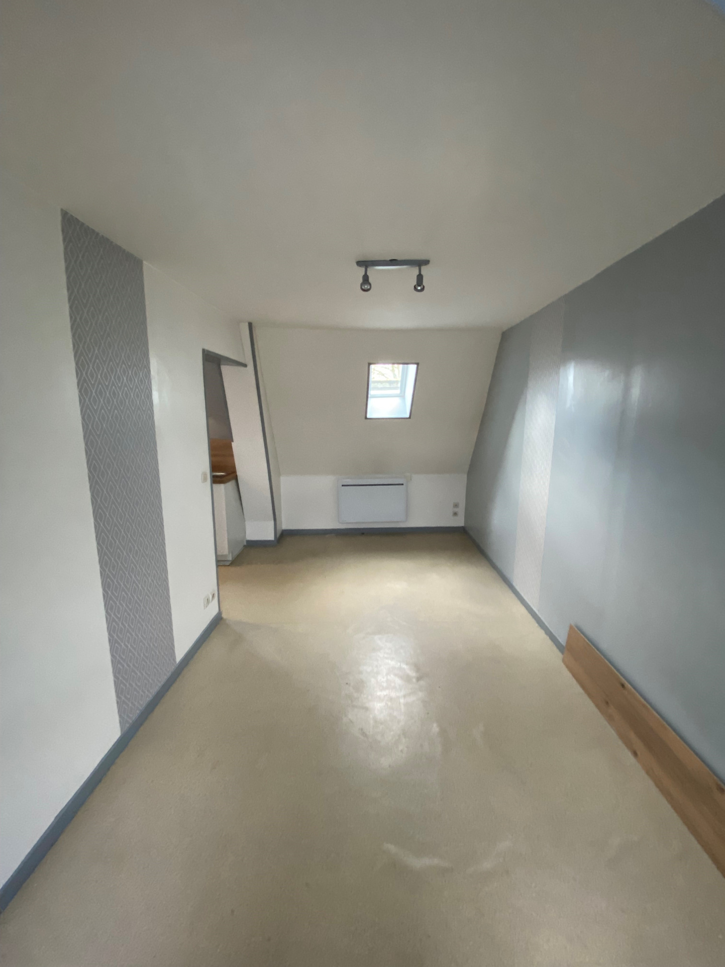 Immo80 – L'immobilier à Amiens et dans la Somme-47 place rené Goblet 3ème étage